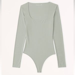 Soft Matte Seamless Long Sleeve Square Bodysuit